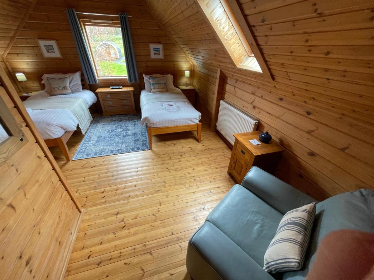 Luxury 3 Bedroom, 3 Bathroom Lodge With Hot Tub Llanbedr  Exteriör bild